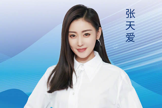 梁丹妮:第二次婚姻把小8岁的冯视为珍宝,整整爱丁30年